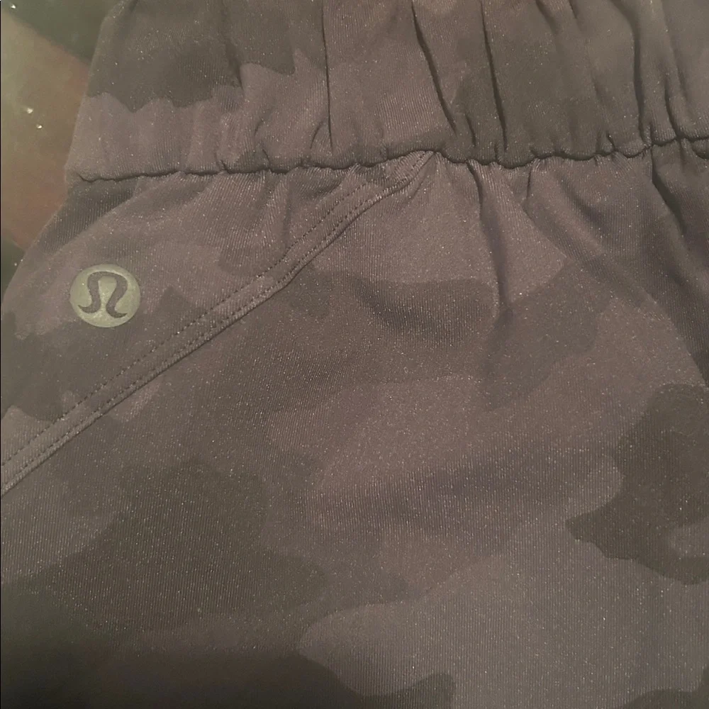 Lululemon Keep Moving Pant size black 4 High-Rise Incognito Camo Athletic